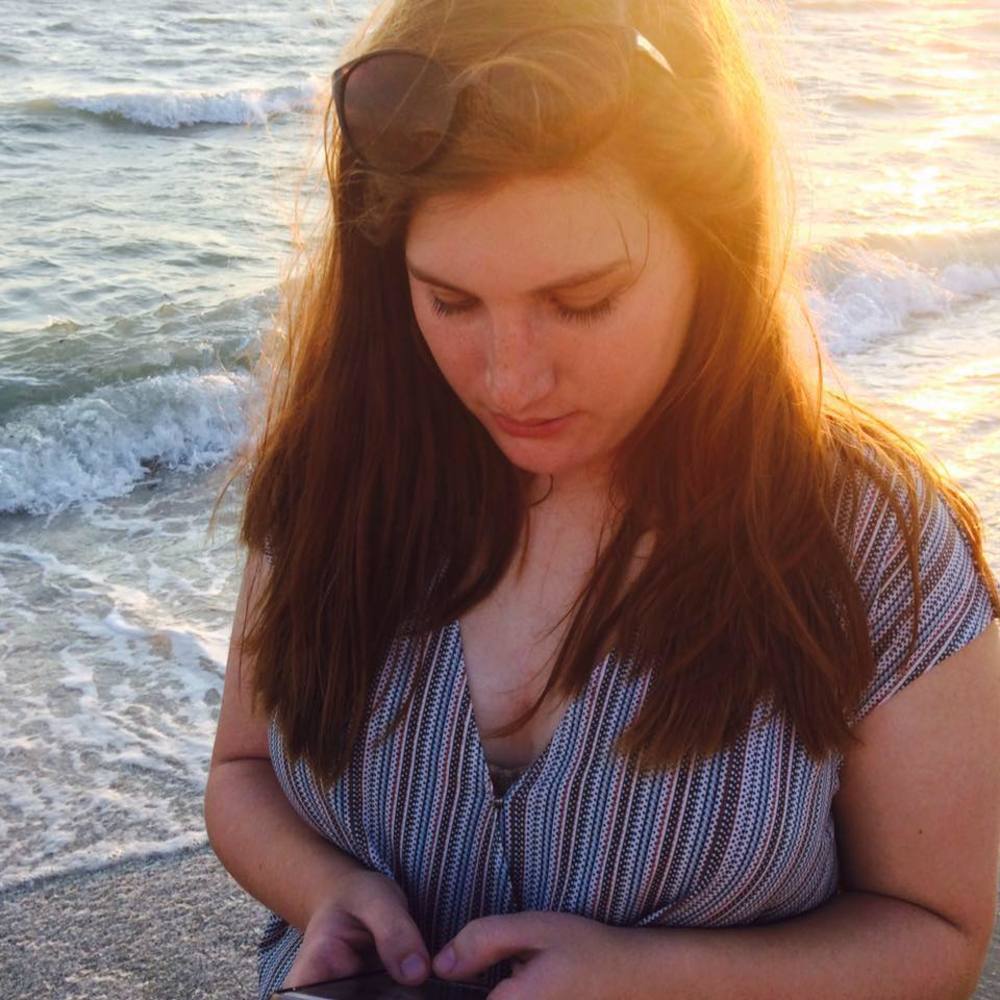Meet your Posher, Olivia